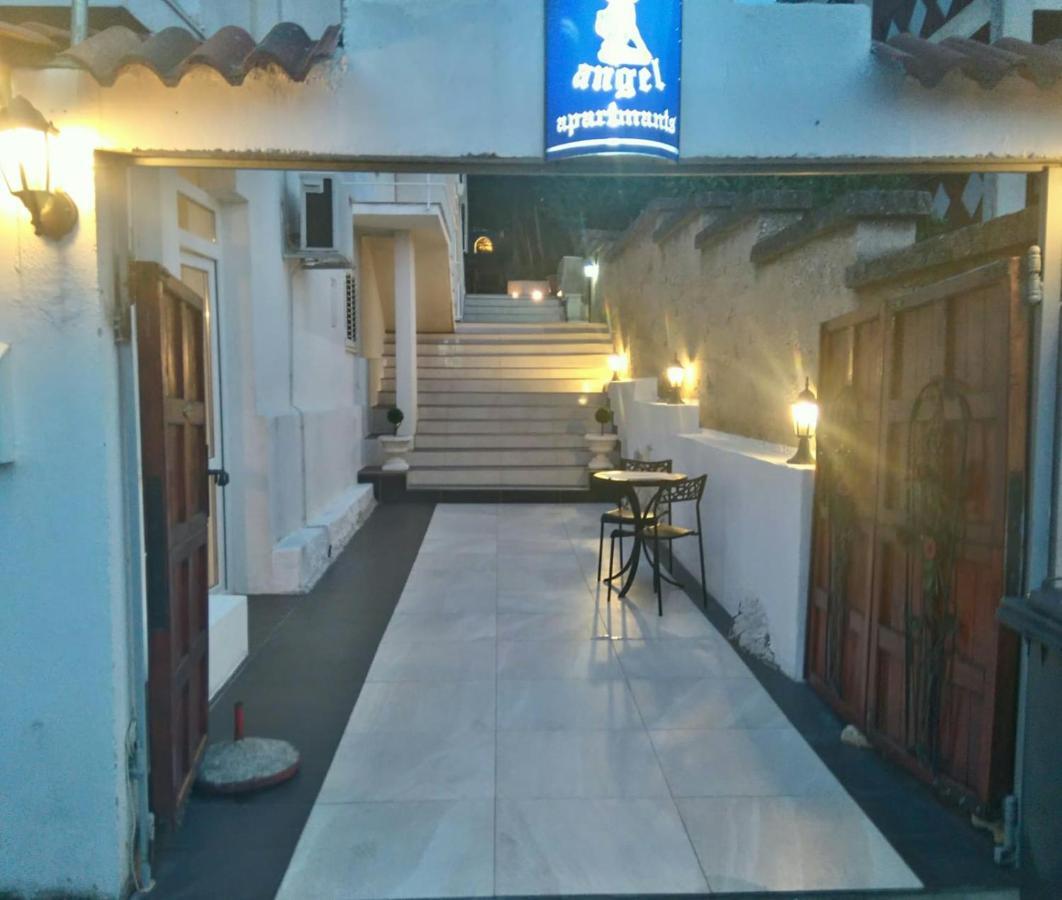 Villa Angel โตรกีร์ ภายนอก รูปภาพ